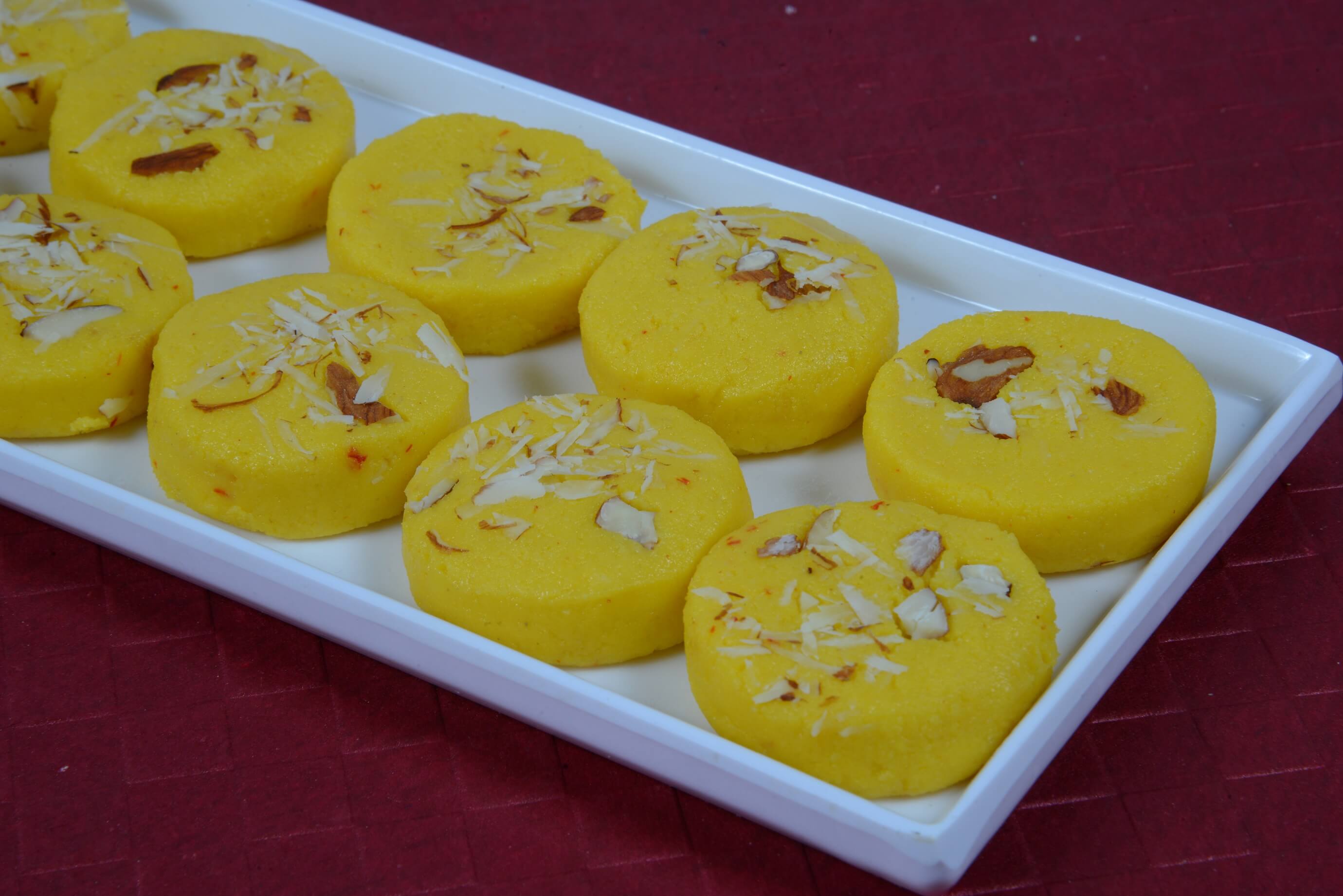 http://www.meghmilandairy.com/images/product/keshar-puri-peda-460-99202063418AM.JPG