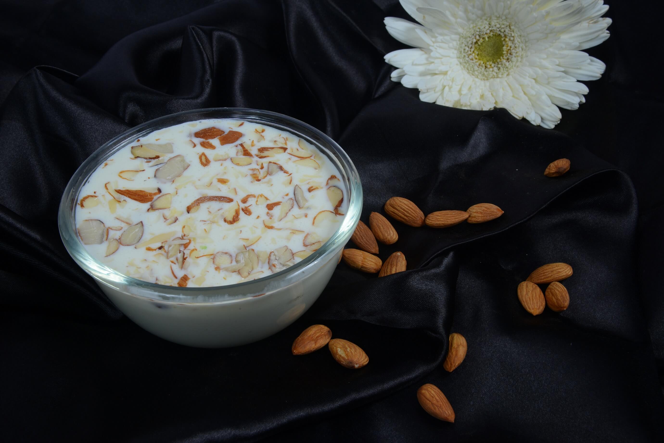 http://www.meghmilandairy.com/images/product/plainbasundi-260-99202061032AM.JPG